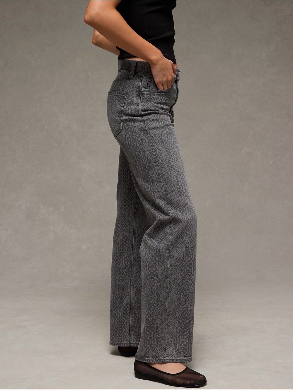 AE Gray Snake-Print Jeans